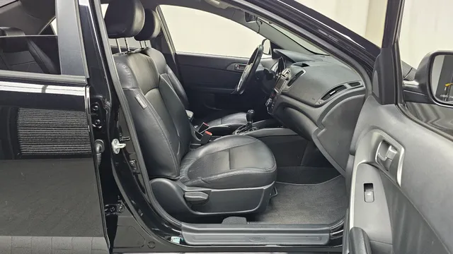 Kia Cerato (Forte)