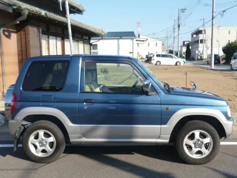 Mitsubishi Pajero Mini