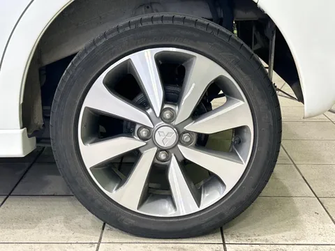 Mitsubishi eK Space Custom