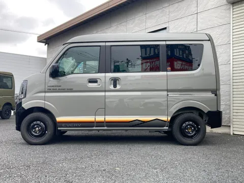 Suzuki Every