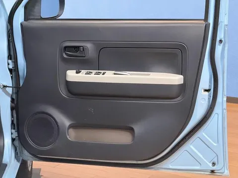Daihatsu Mira Tocot