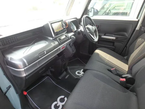 Suzuki Spacia Gear