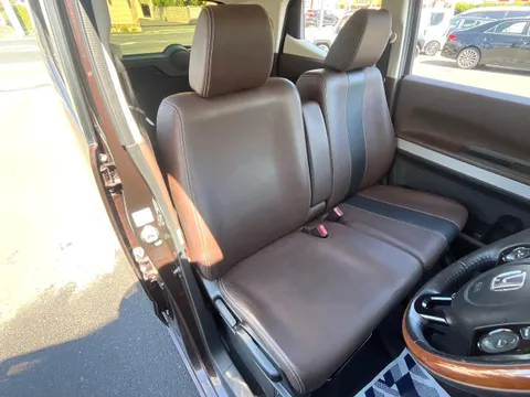 Honda N-BOX Slash