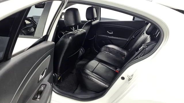 Renault SM3