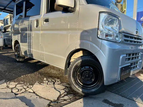 Nissan Clipper