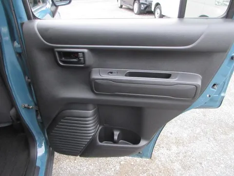 Mazda Flair Crossover