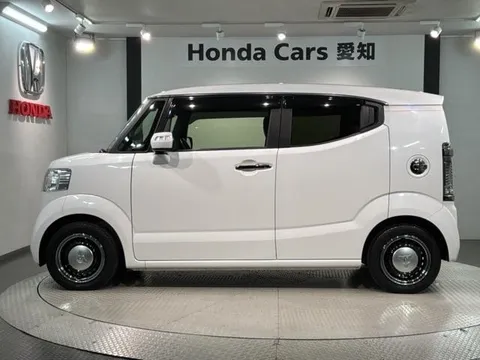 Honda N-BOX Slash