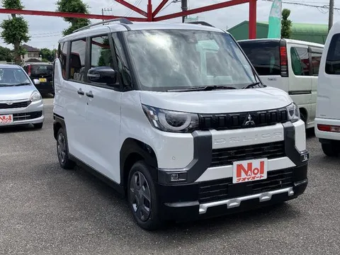 Mitsubishi Delica Mini