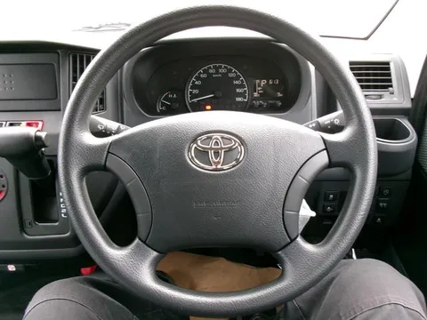 Toyota TownAce Van