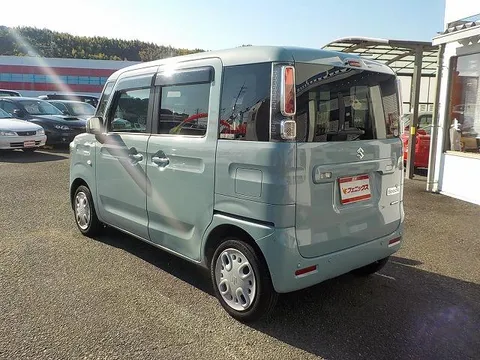 Suzuki Spacia
