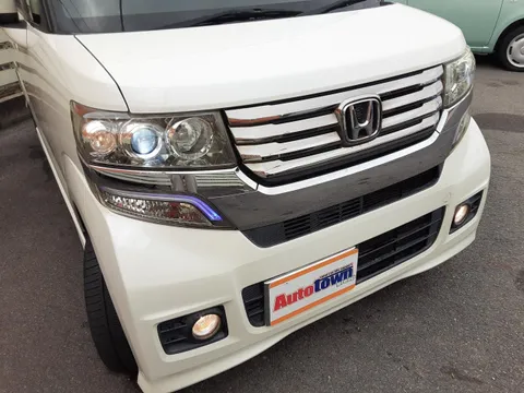 Honda N-BOX Custom