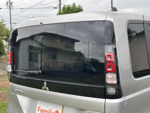 Mitsubishi eK Space