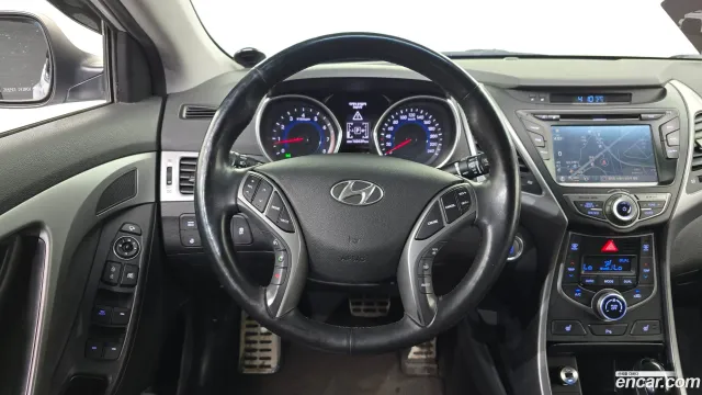 Hyundai Elantra (Avante)