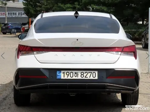 Hyundai Elantra (Avante)