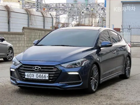 Hyundai Elantra (Avante)