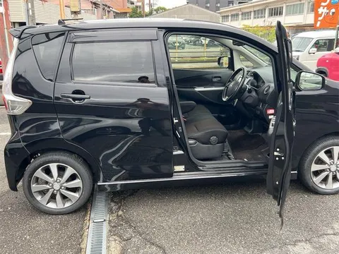 Mitsubishi eK Custom