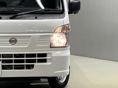 Nissan Clipper Truck