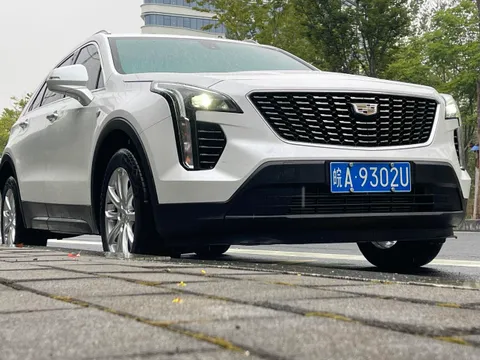 Cadillac XT4