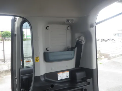 Suzuki Spacia Base