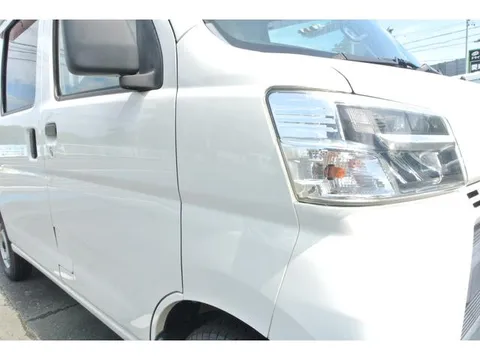 Toyota Pixis Van