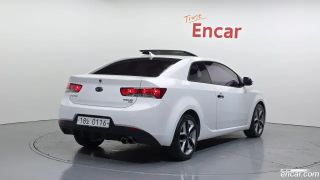 Kia Cerato (Forte)