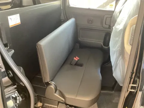 Suzuki Spacia Base