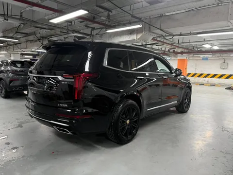 Cadillac XT6
