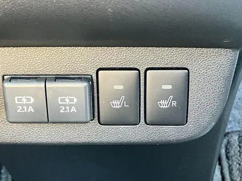 Daihatsu Mira Tocot