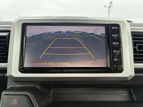 Toyota Pixis Mega