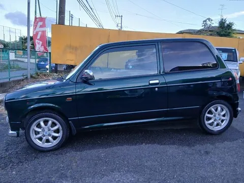 Daihatsu Mira Gino