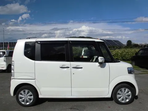 Honda N-BOX Plus