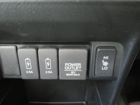 Honda N-BOX Slash