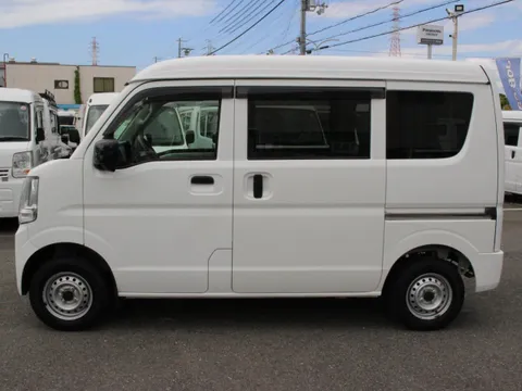 Nissan Clipper