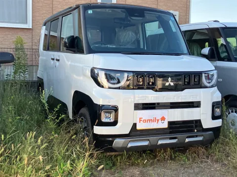 Mitsubishi Delica Mini