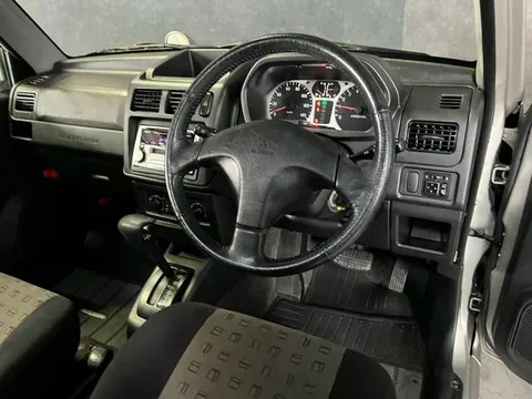 Mitsubishi Pajero Mini