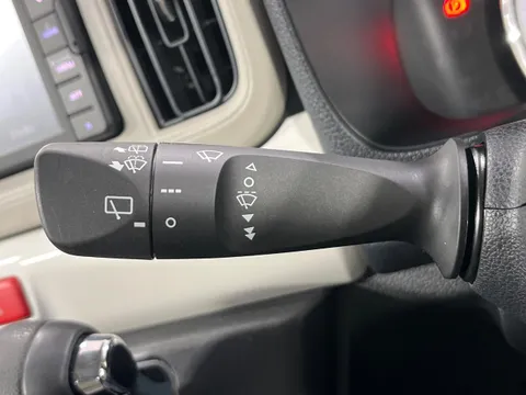 Daihatsu Mira Tocot