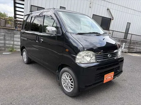 Daihatsu Atrai Wagon