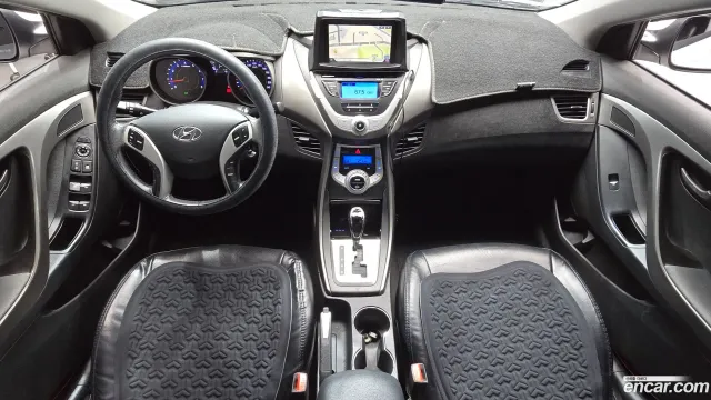 Hyundai Elantra (Avante)