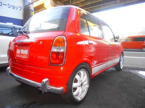 Daihatsu Mira Gino