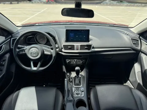 Mazda Mazda 3