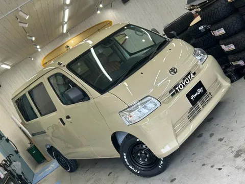 Toyota TownAce Van