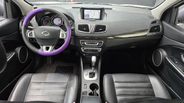 Renault SM3