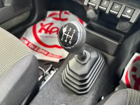 Suzuki Jimny Sierra