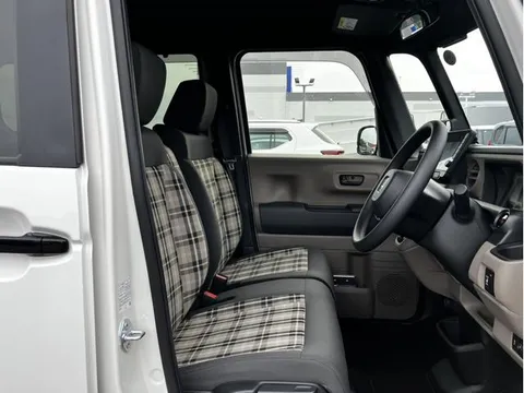 Honda N-BOX Joy
