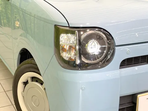 Daihatsu Mira Tocot