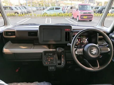 Suzuki Spacia
