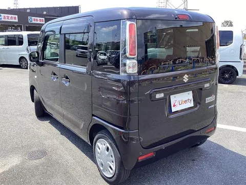 Suzuki Spacia