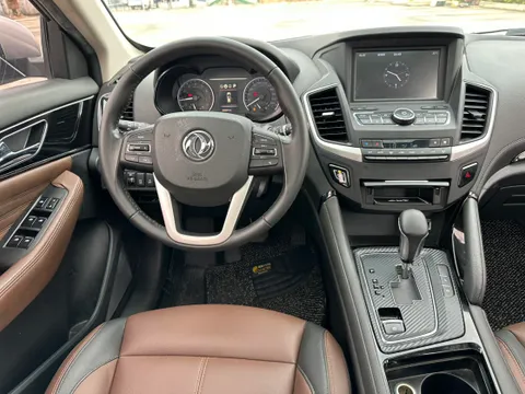 Dongfeng AX7