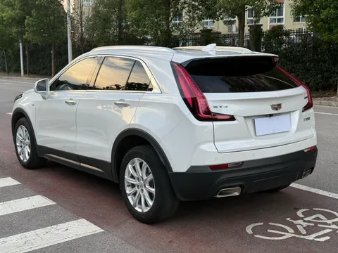 Cadillac XT4