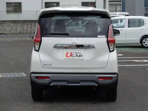 Mitsubishi eK X
